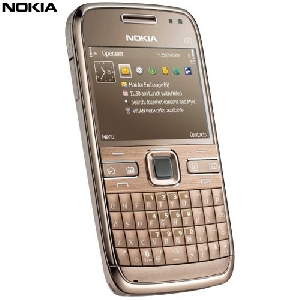 Telefon mobil Nokia E72 Topaz Brown Telefon mobil Nokia E72 Topaz Brown