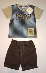 Pantalonas scurt cu tricou in dungi - 10935\' 10935\'