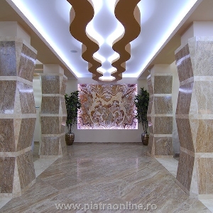 Travertin Latte PREMIUM Polisat 61 x 61 x 1.2cm Travertin Latte PREMIUM Polisat 61 x 61 x 1.2cm