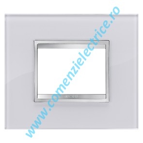 PLACA (RAMA) ORNAMENT GEWISS CHORUS FLAT STICLA, 3 MODULE, ALB FLASH
