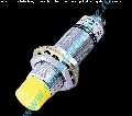 Senzor de proximitate inductiv LM18-3008NA